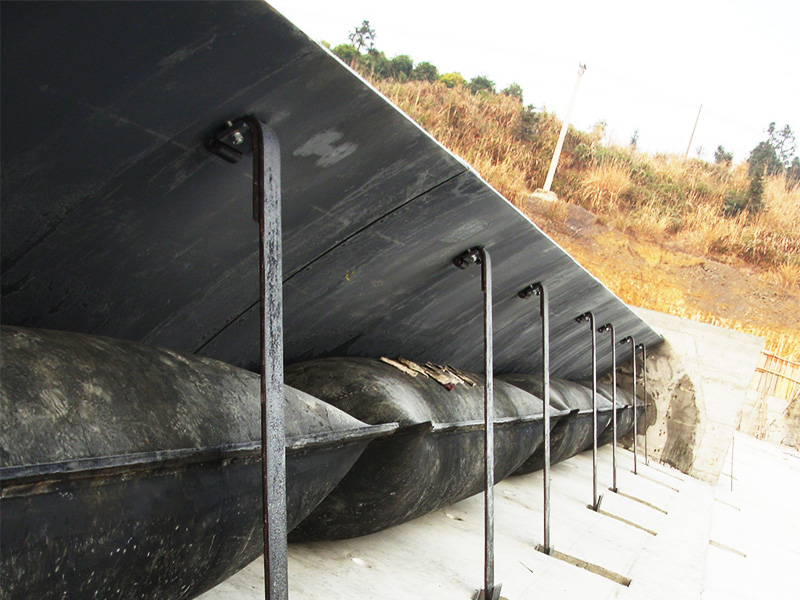 拆解气盾坝：三大核心部件如何协同“作战”？