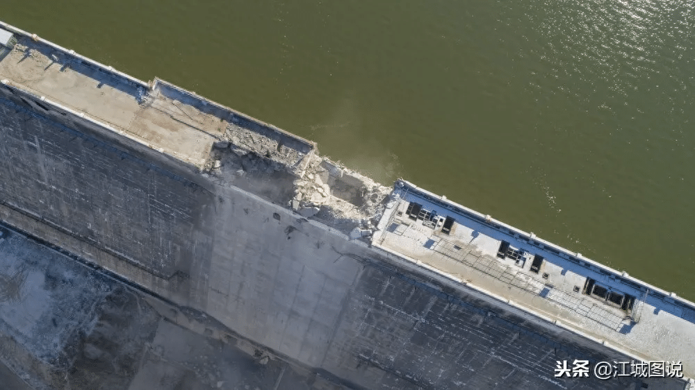 旧坝改造对通航的影响